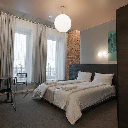 Resume Aparthotel 3*