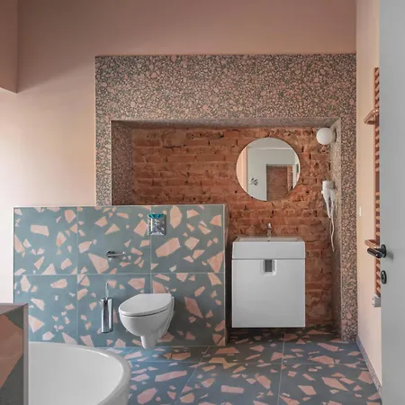 Resume Aparthotel 3*