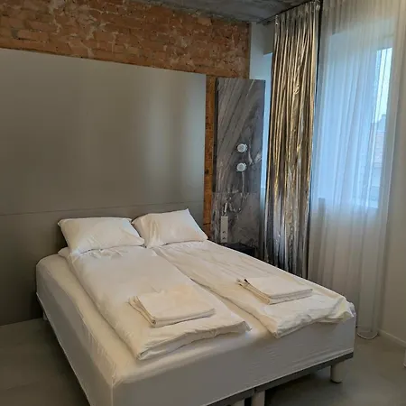 Resume Apartment