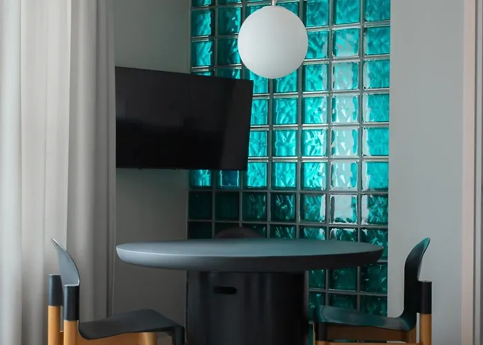 Resume דירה קובנה